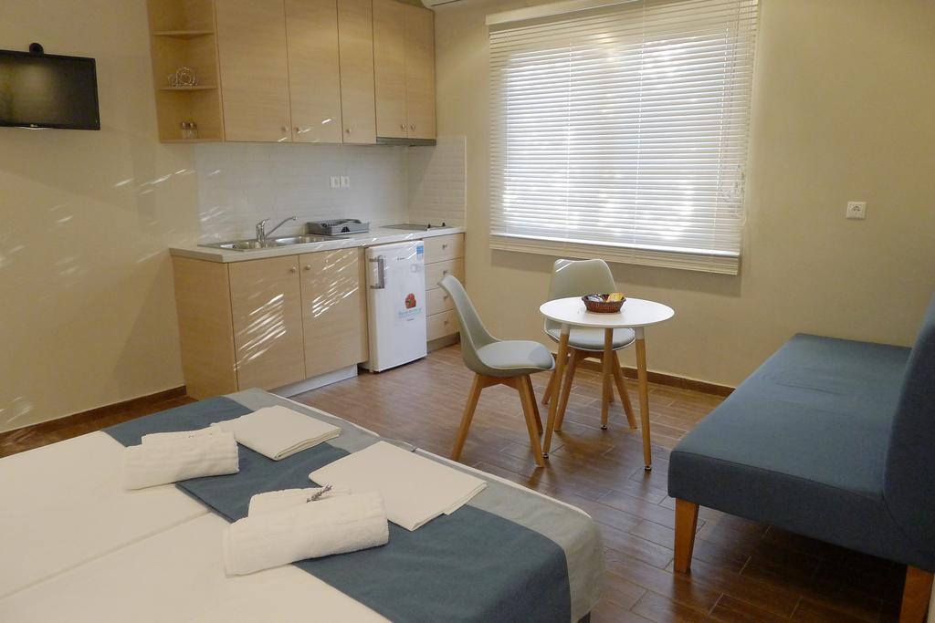 Ampoulos Rooms & Apartments Kedro Room photo